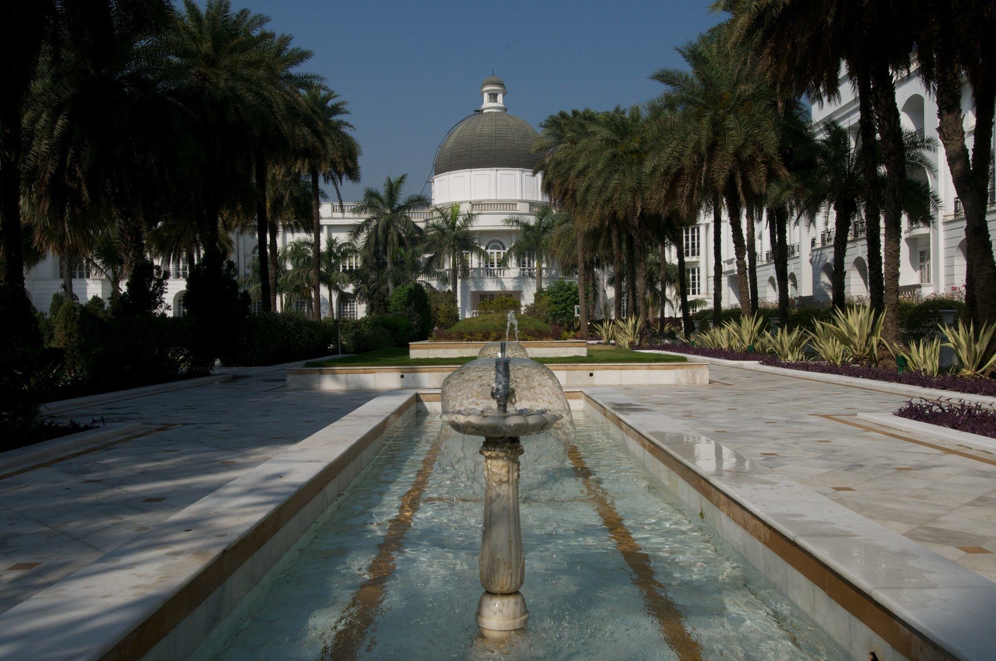 Taj Mahal Lucknow Hotel Exterior foto