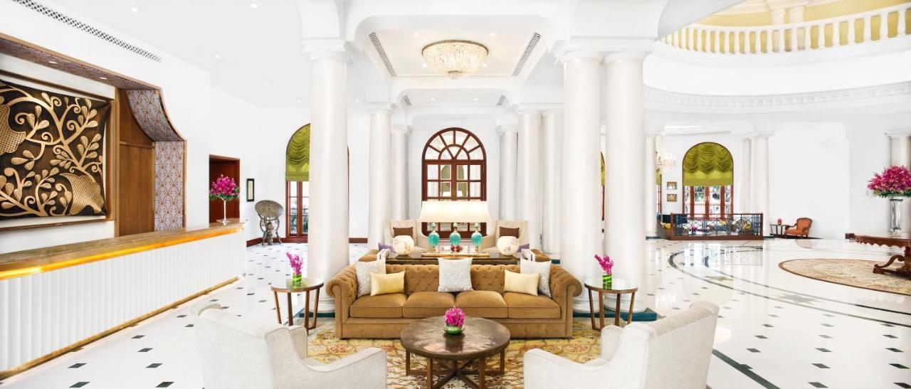 Taj Mahal Lucknow Hotel Exterior foto
