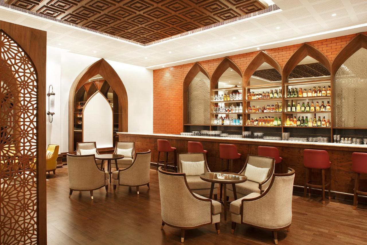 Taj Mahal Lucknow Hotel Exterior foto